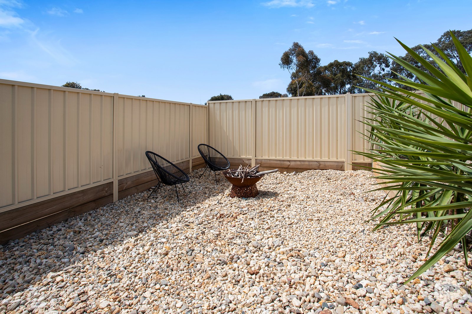 6 Jenolian Street HUNTLY 18