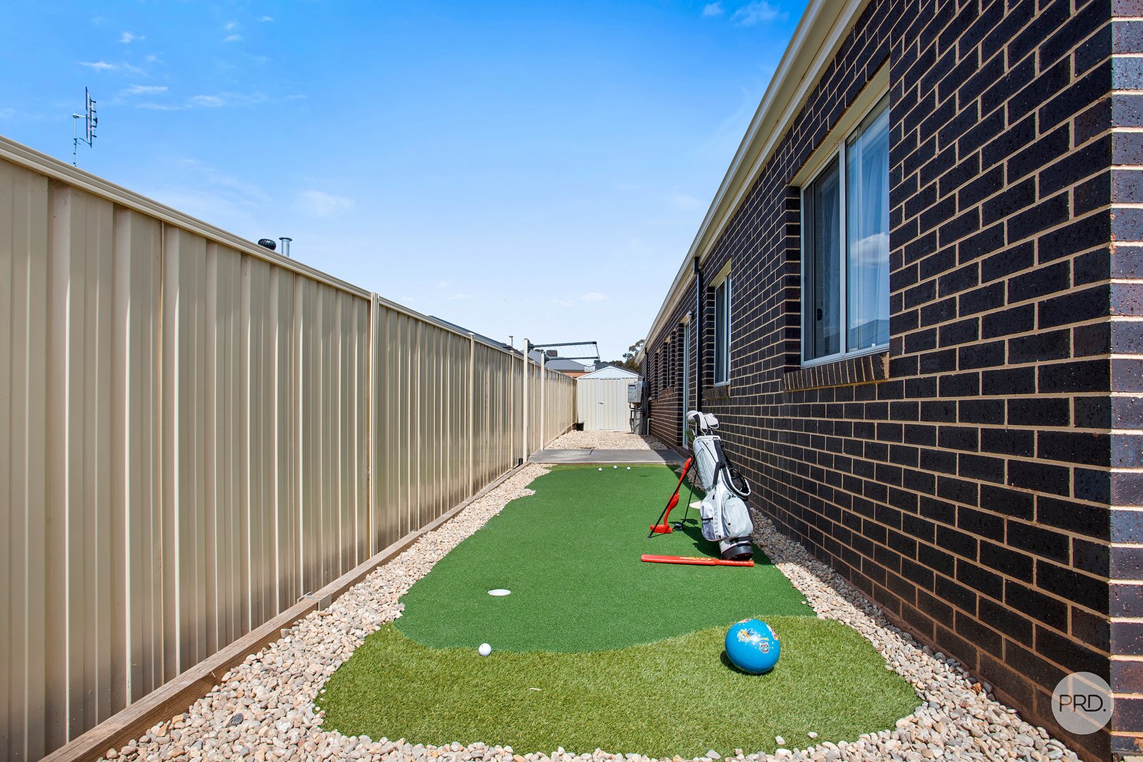 6 Jenolian Street HUNTLY 19