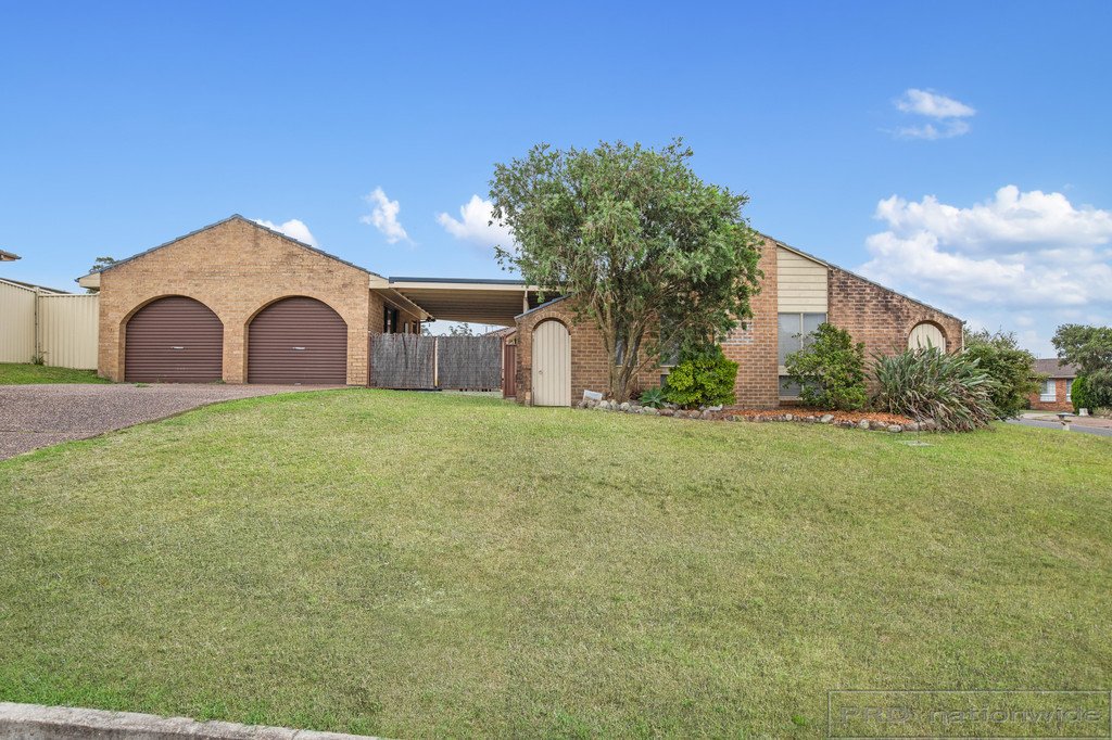 6 John Arthur Avenue THORNTON 2