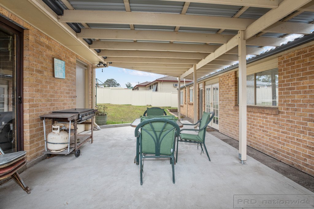 6 John Arthur Avenue THORNTON 5