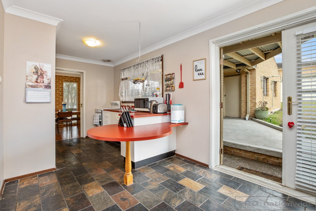 6 John Arthur Avenue THORNTON 11