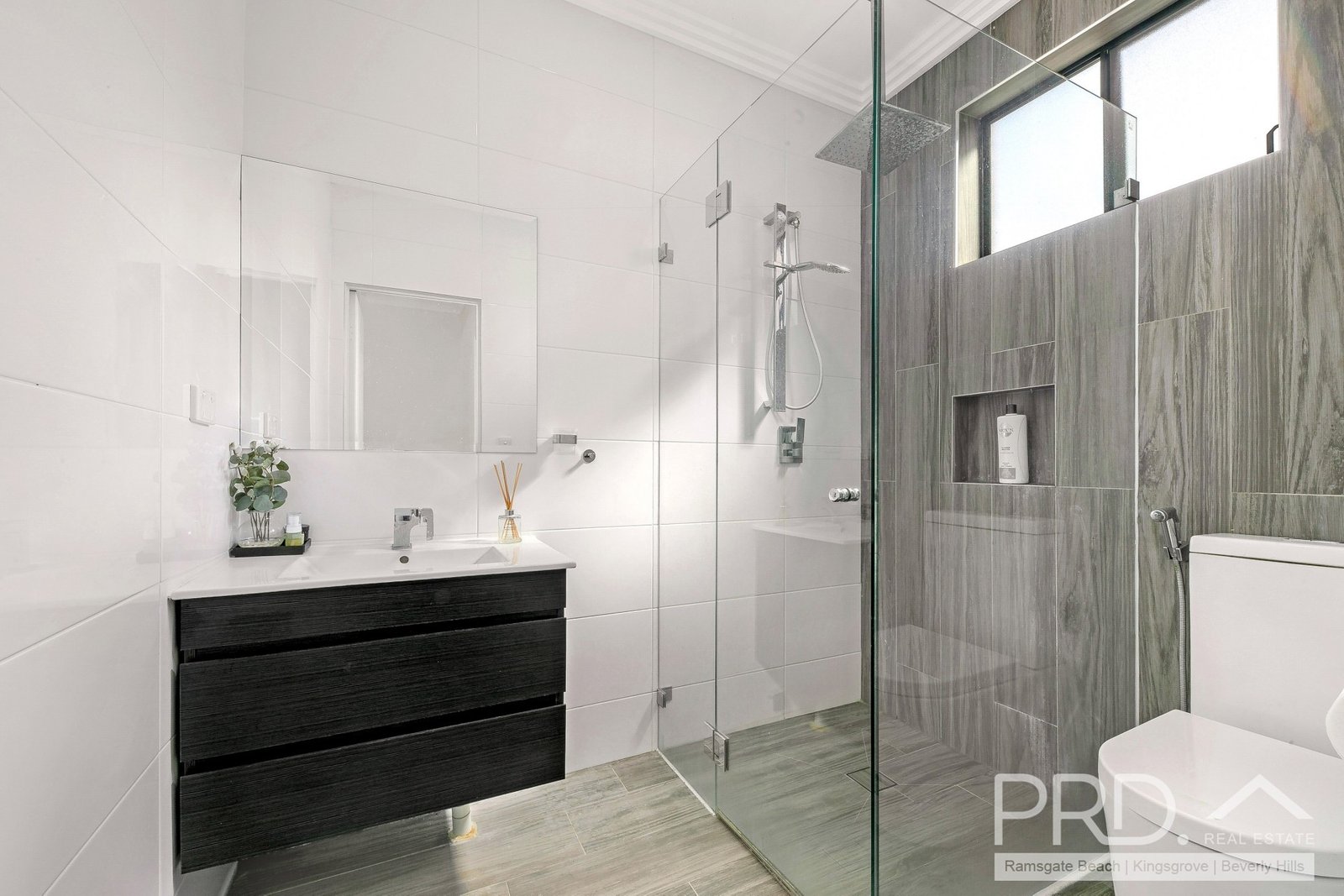 6 John Marie Place ROSELANDS 6