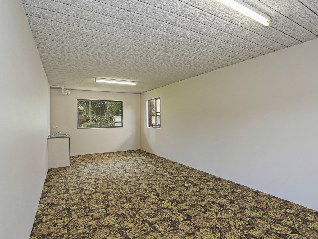 6 Jonathan Close COFFS HARBOUR 8