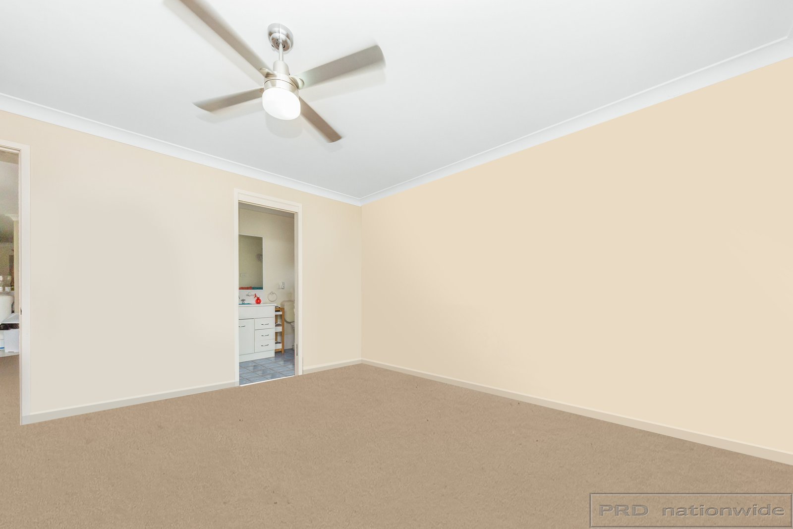 6 Joseph Close RUTHERFORD 12