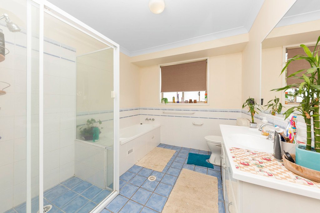 6 Joseph Close RUTHERFORD 15