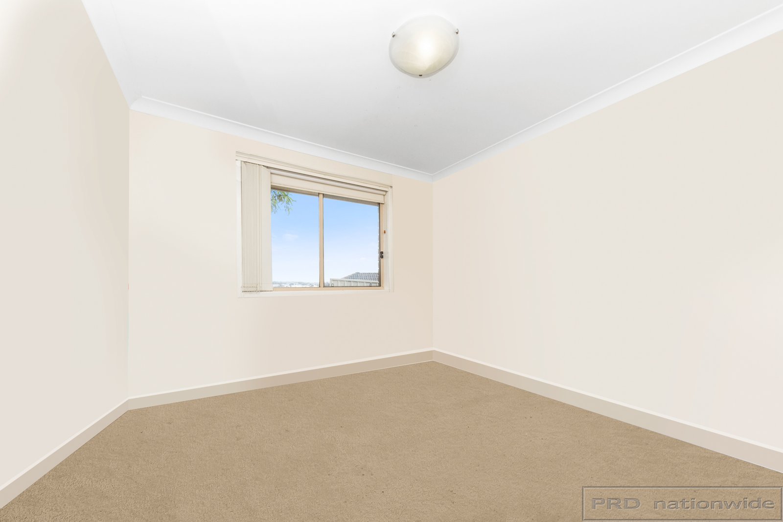 6 Joseph Close RUTHERFORD 16