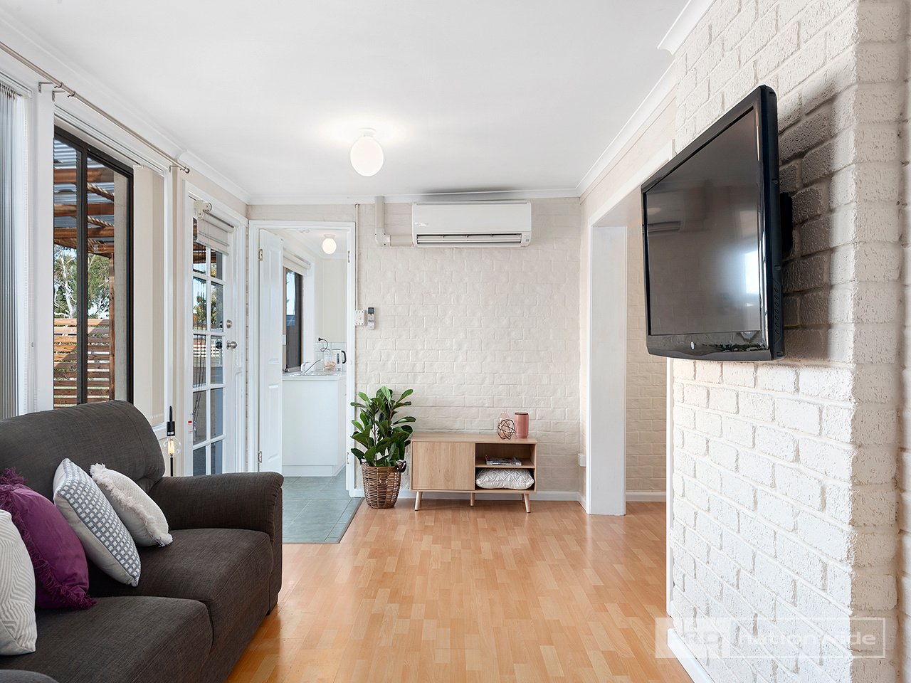 6 Jubilee Avenue BRIGHTON 8