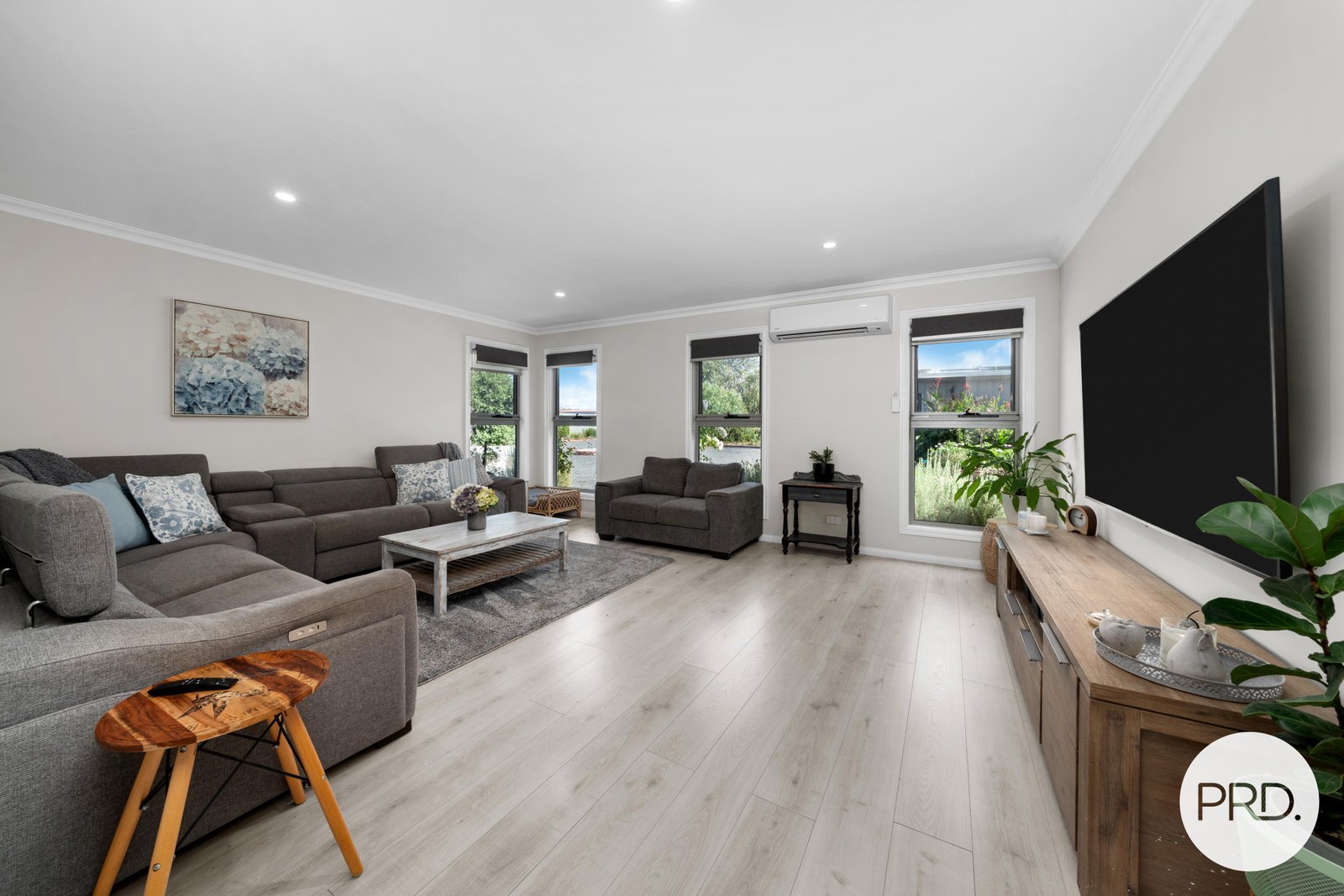 6 Jubilee Avenue BRIGHTON 5