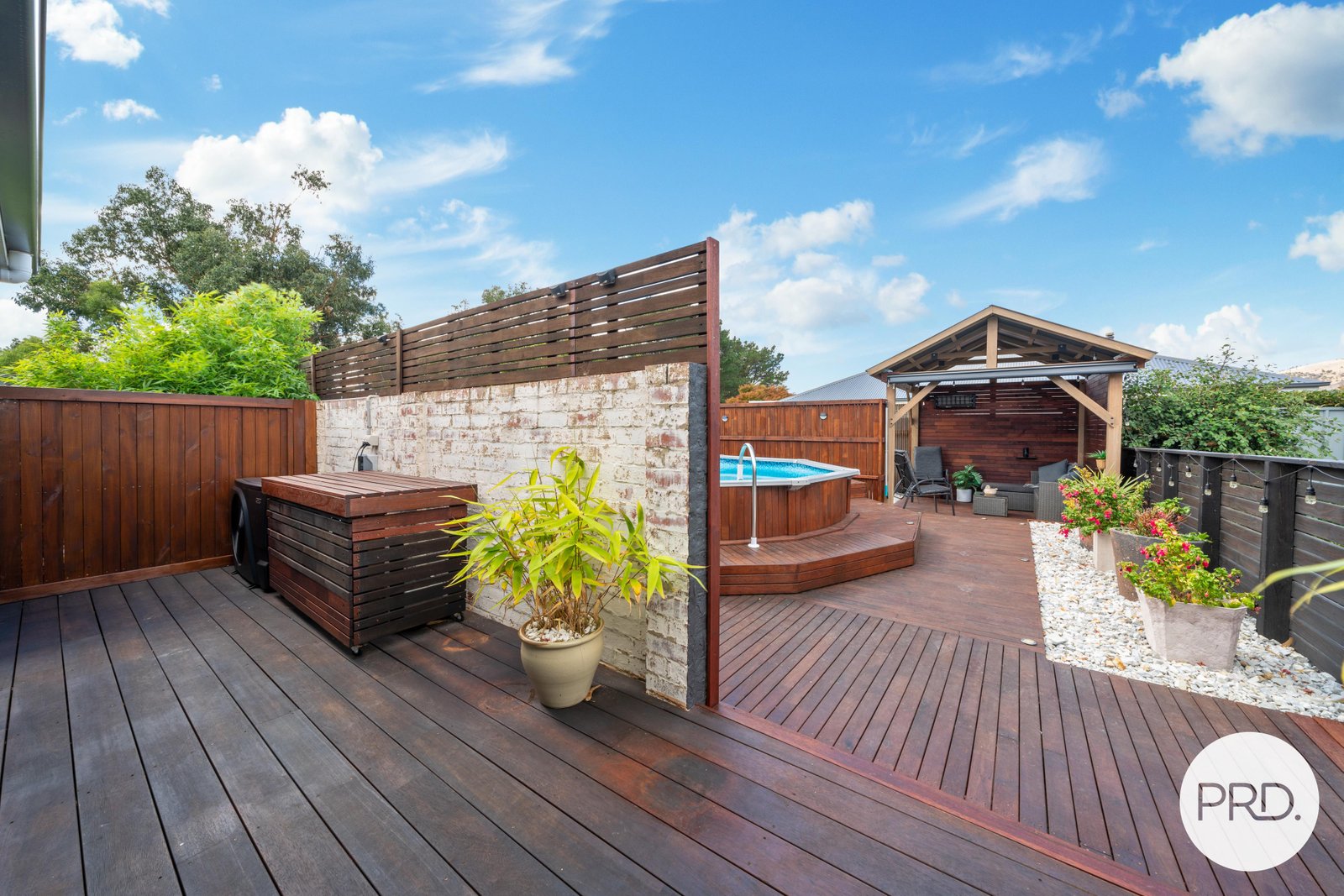 6 Jubilee Avenue BRIGHTON 17