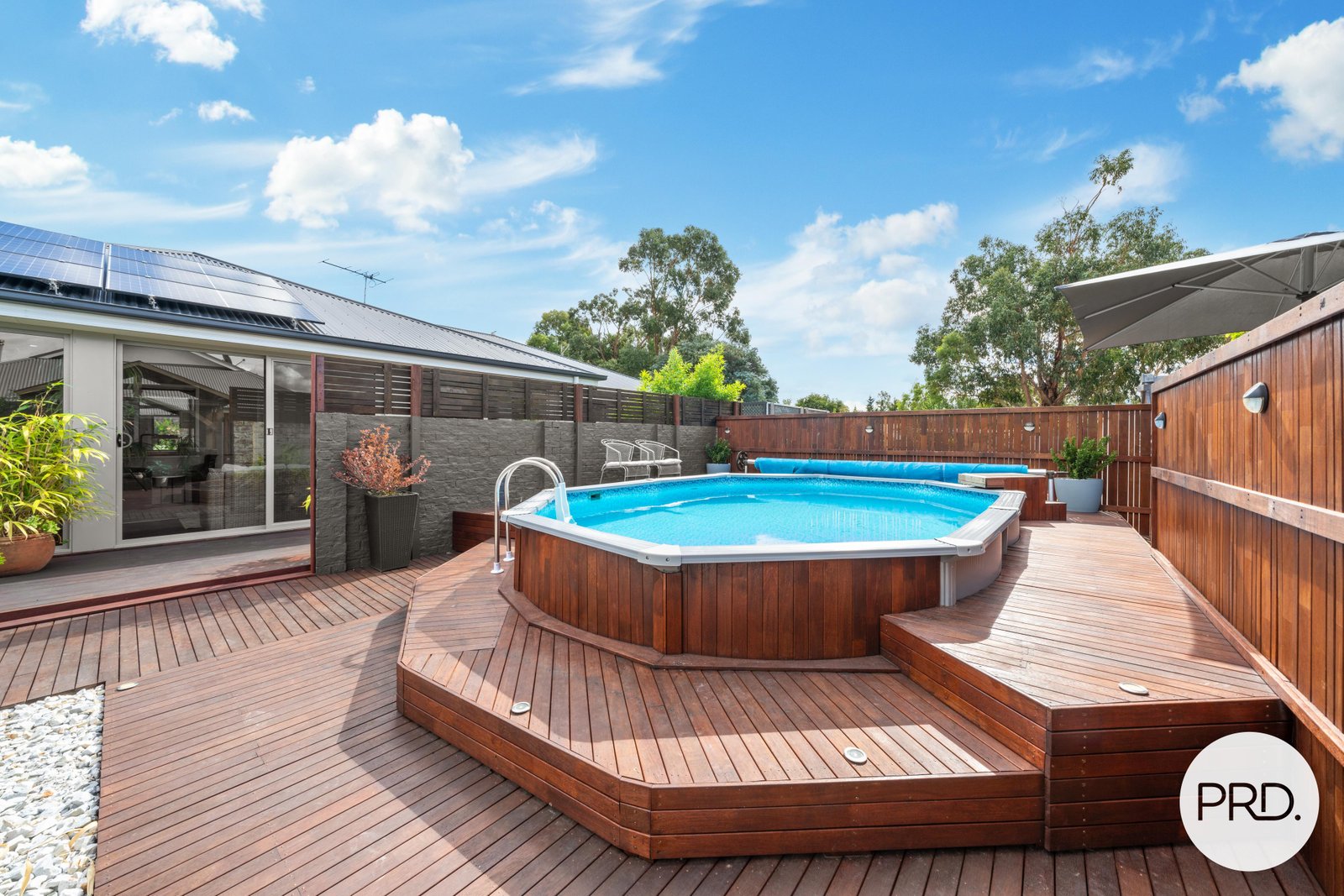 6 Jubilee Avenue BRIGHTON 18