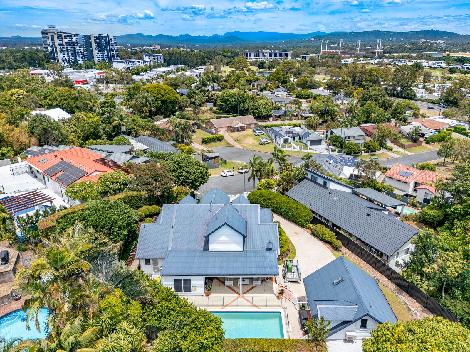 6 Julah Court ASHMORE 21