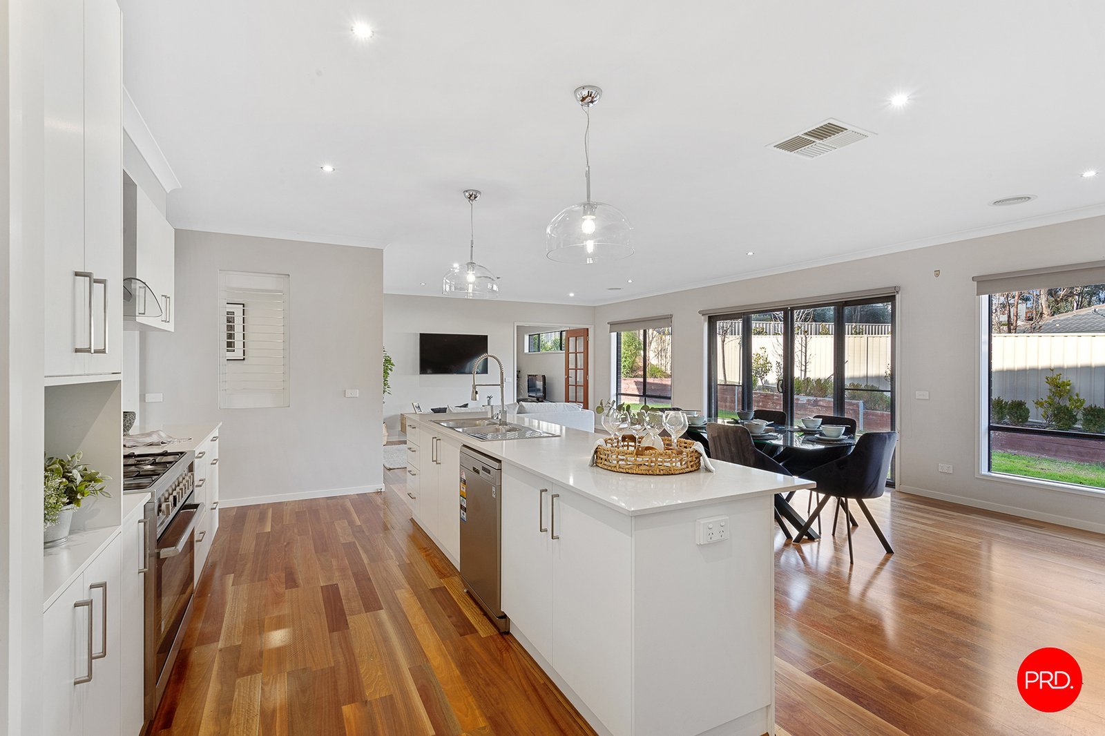 6 Kadina Court STRATHFIELDSAYE 8