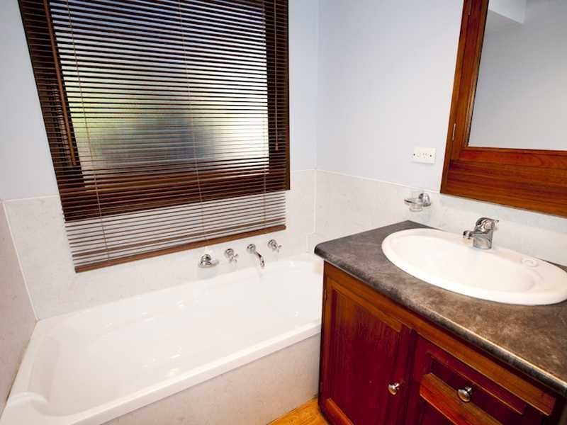 6 Kara Court SEBASTOPOL 3