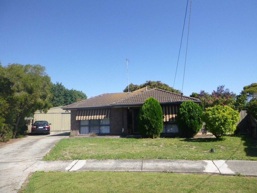 6 Kara Court SEBASTOPOL 1