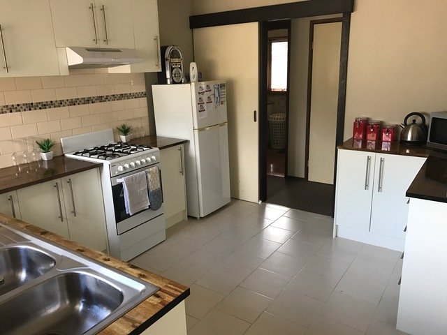 6 Kara Court SEBASTOPOL 2