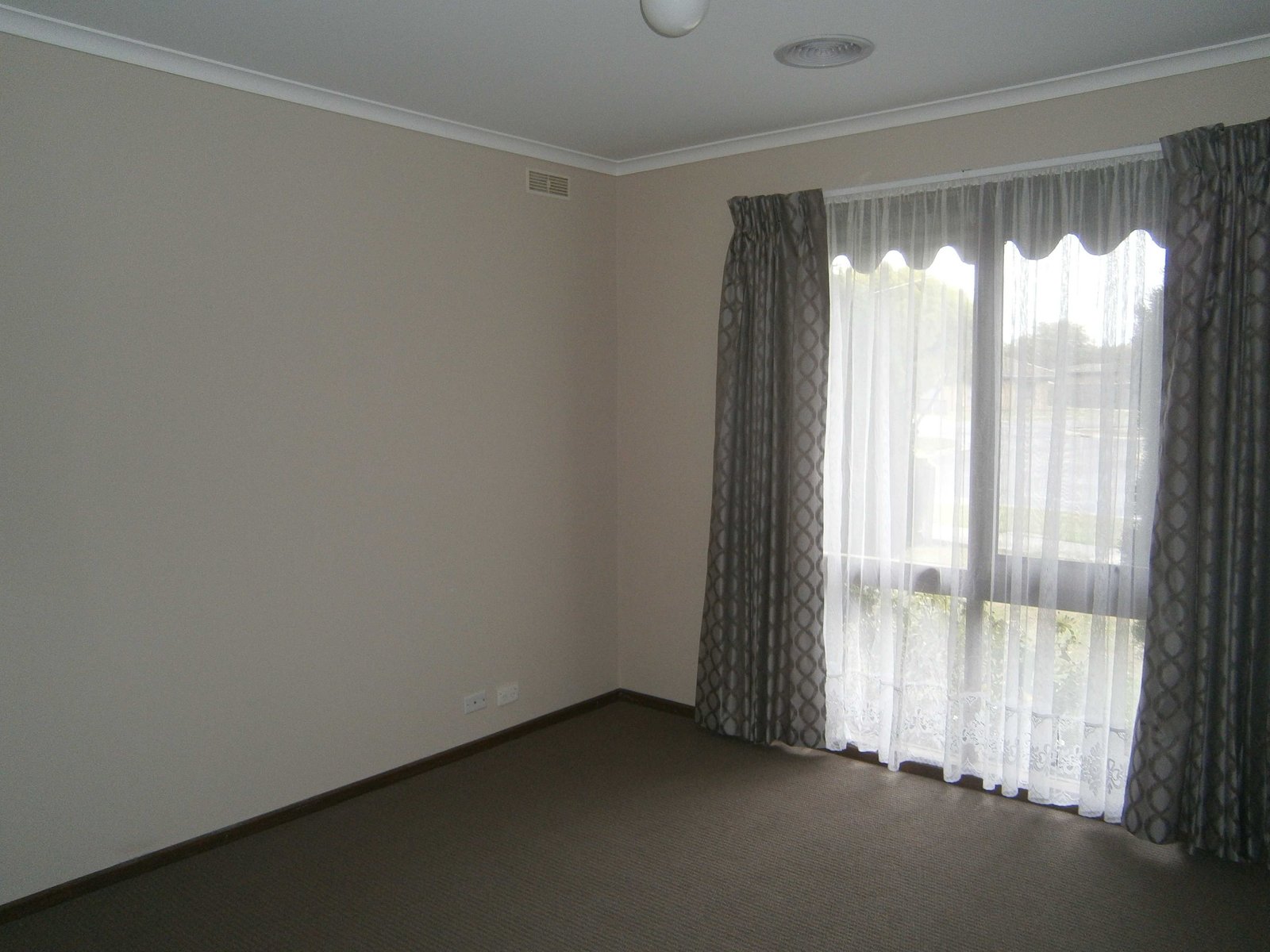 6 Kara Court SEBASTOPOL 5