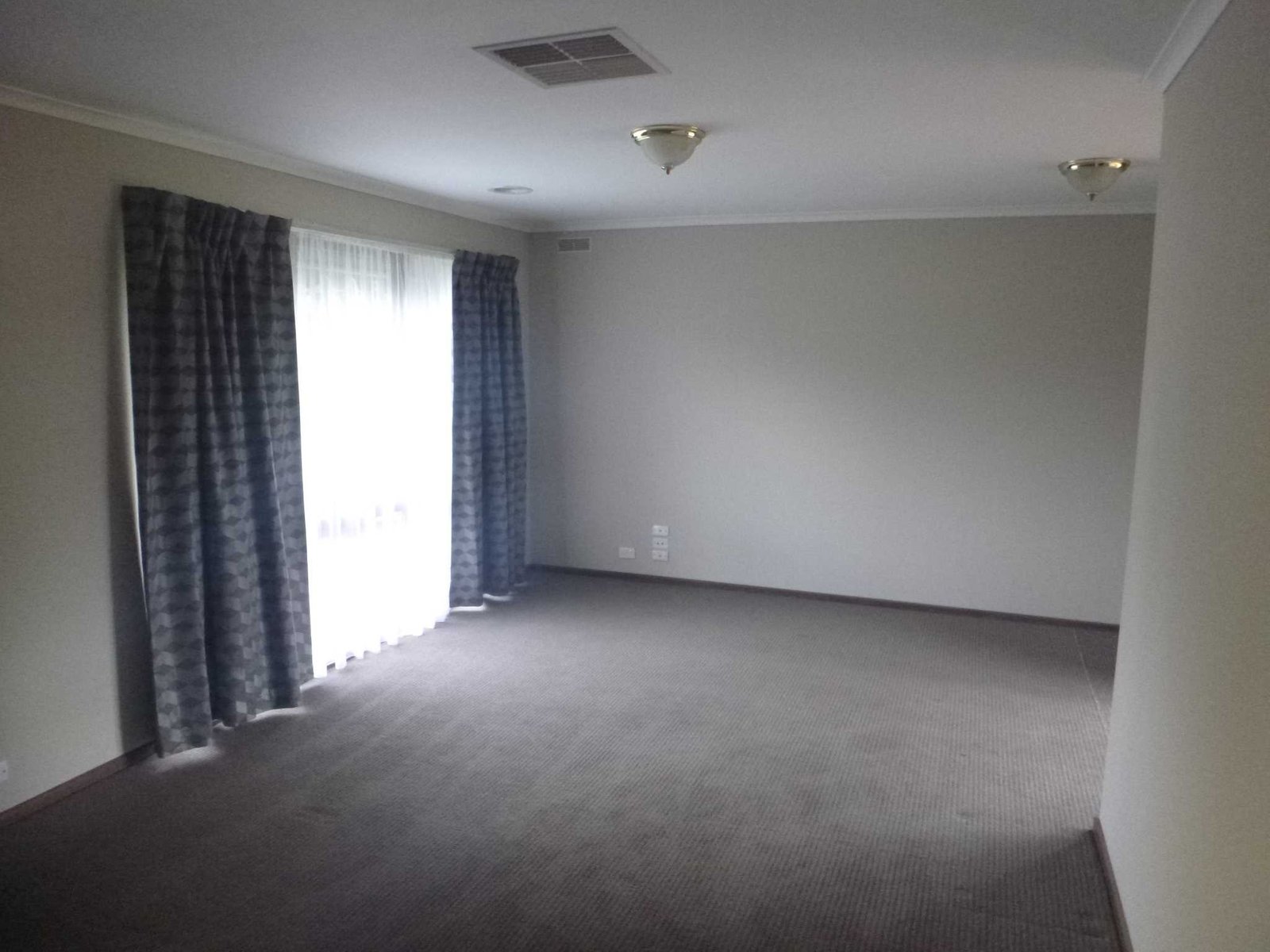 6 Kara Court SEBASTOPOL 10