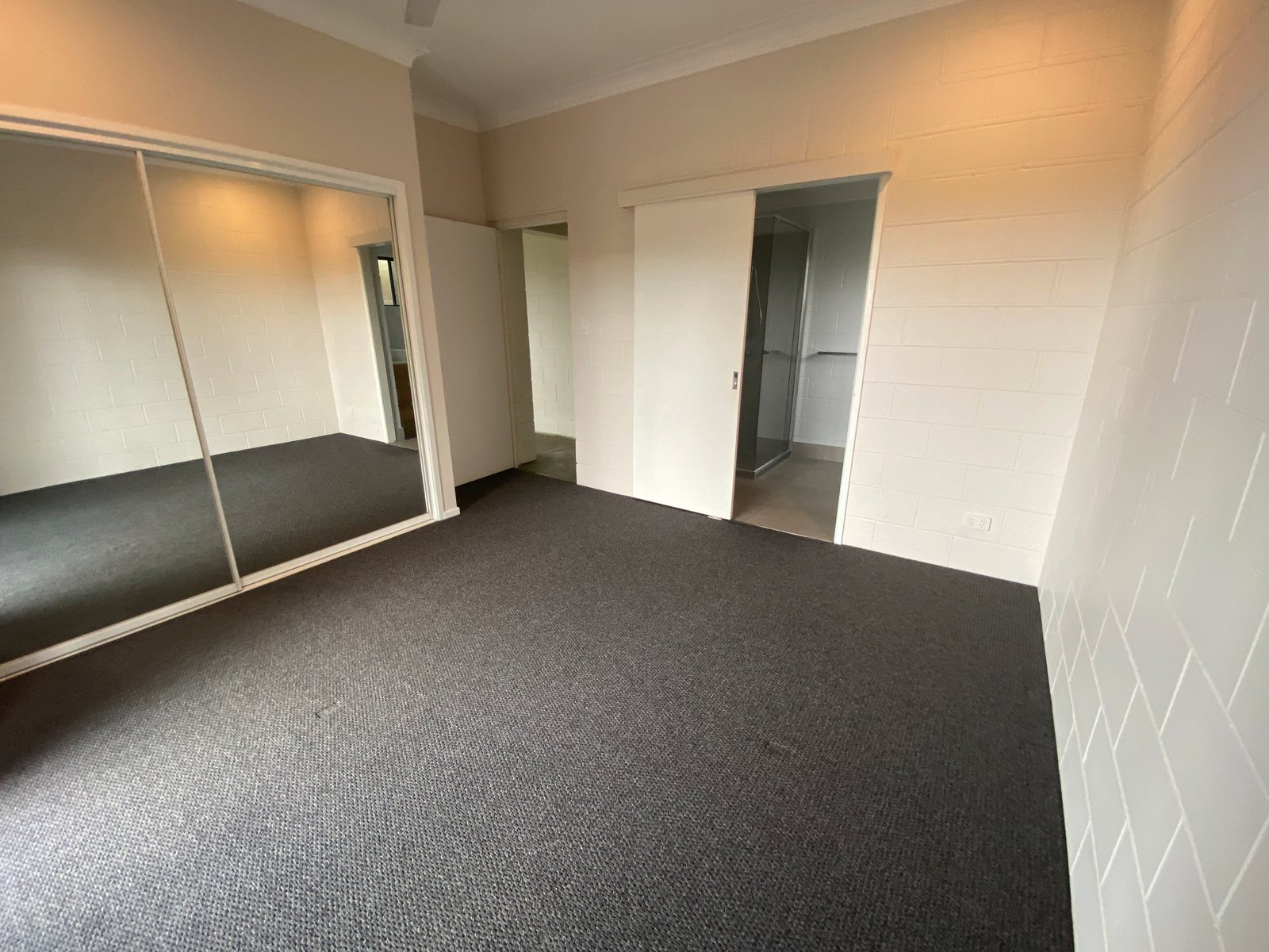 6 Katoota Court CANNONVALE 18