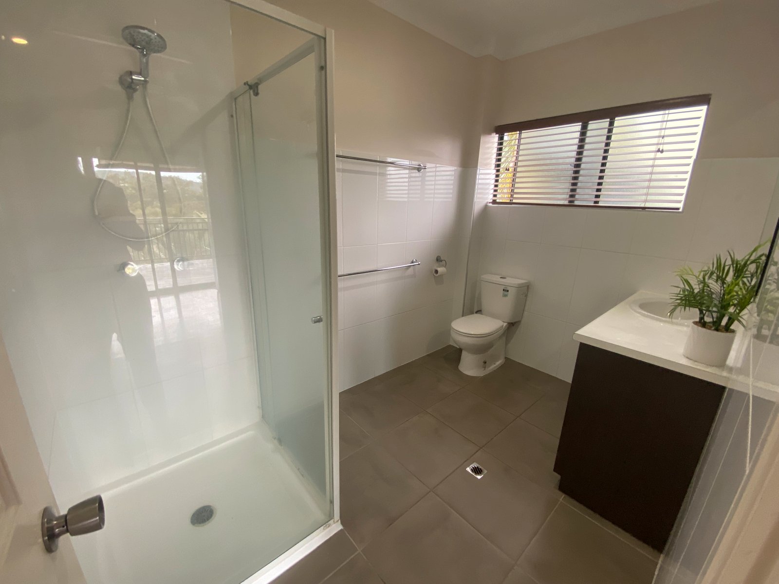 6 Katoota Court CANNONVALE 19