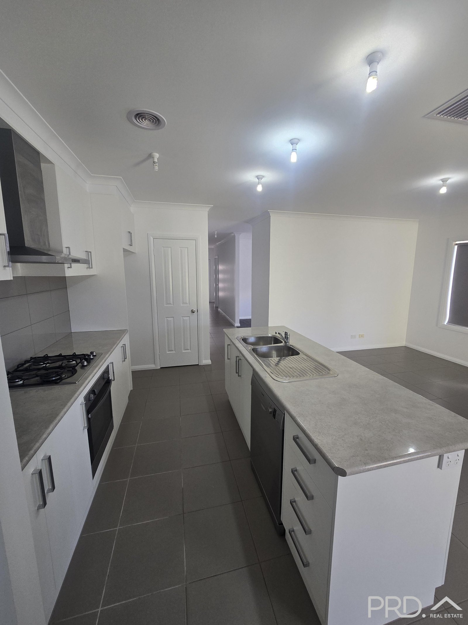 6 Kedmenec Drive MILDURA 7