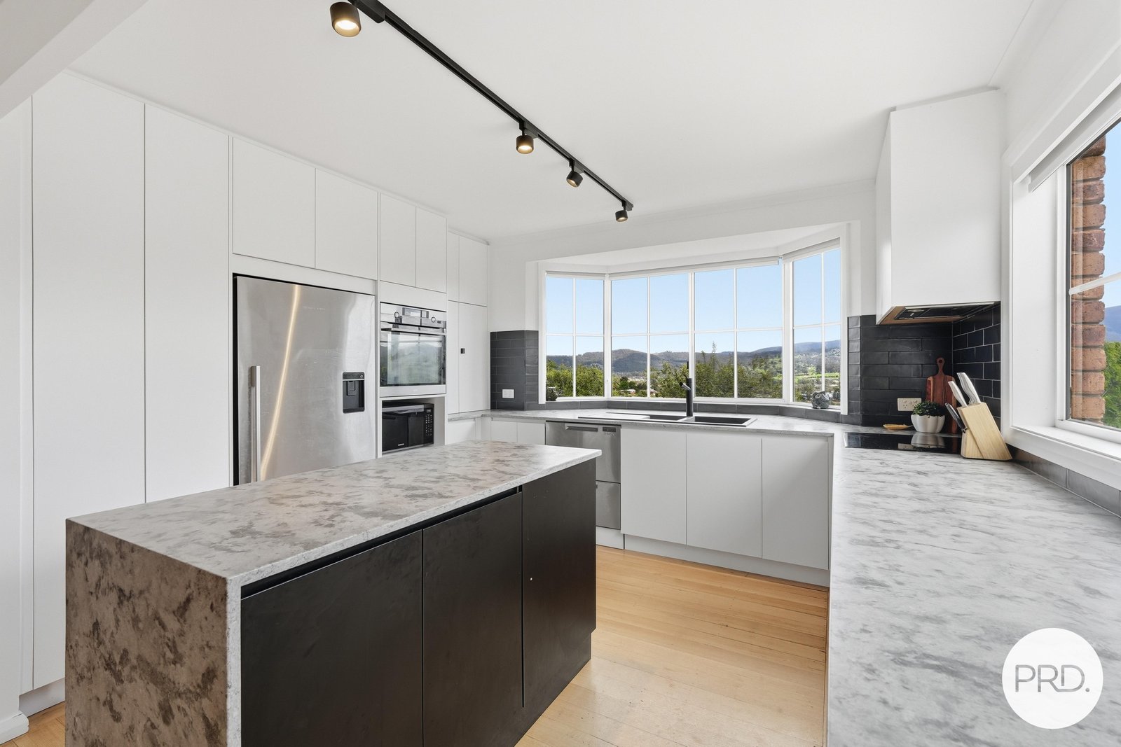 6 Keen Court KINGSTON 12