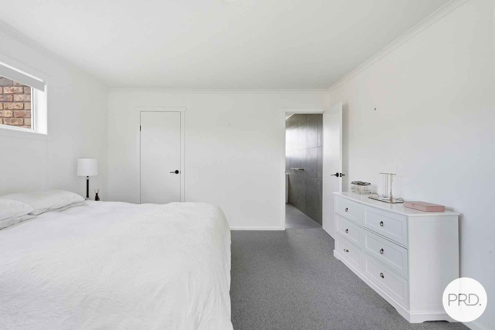 6 Keen Court KINGSTON 27