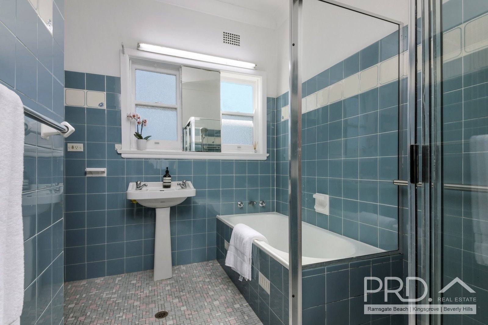 6 Keevin Street ROSELANDS 6