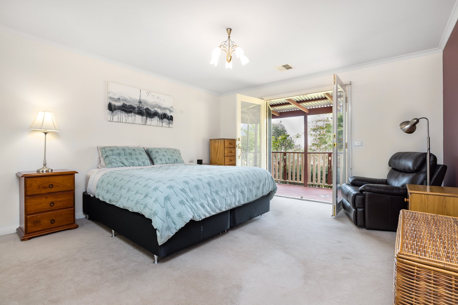 Real Estate and Property in 6 Kennington Rise, Gisborne, VIC