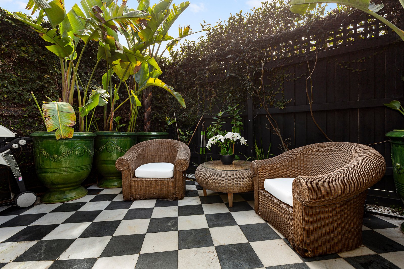 Gallery: 6 Kerferd Place