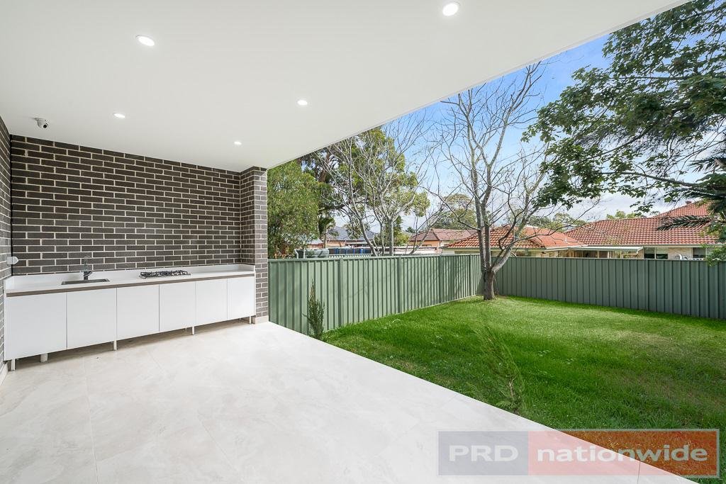 6 Kerrie Crescent PANANIA 6