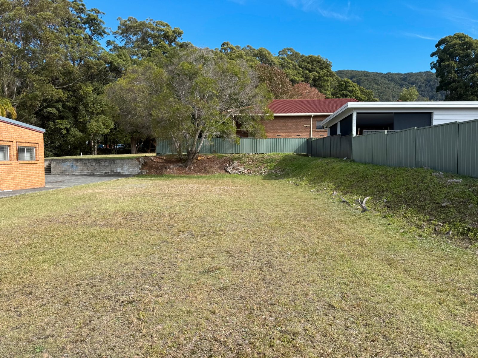 6 Kew Road LAURIETON 3