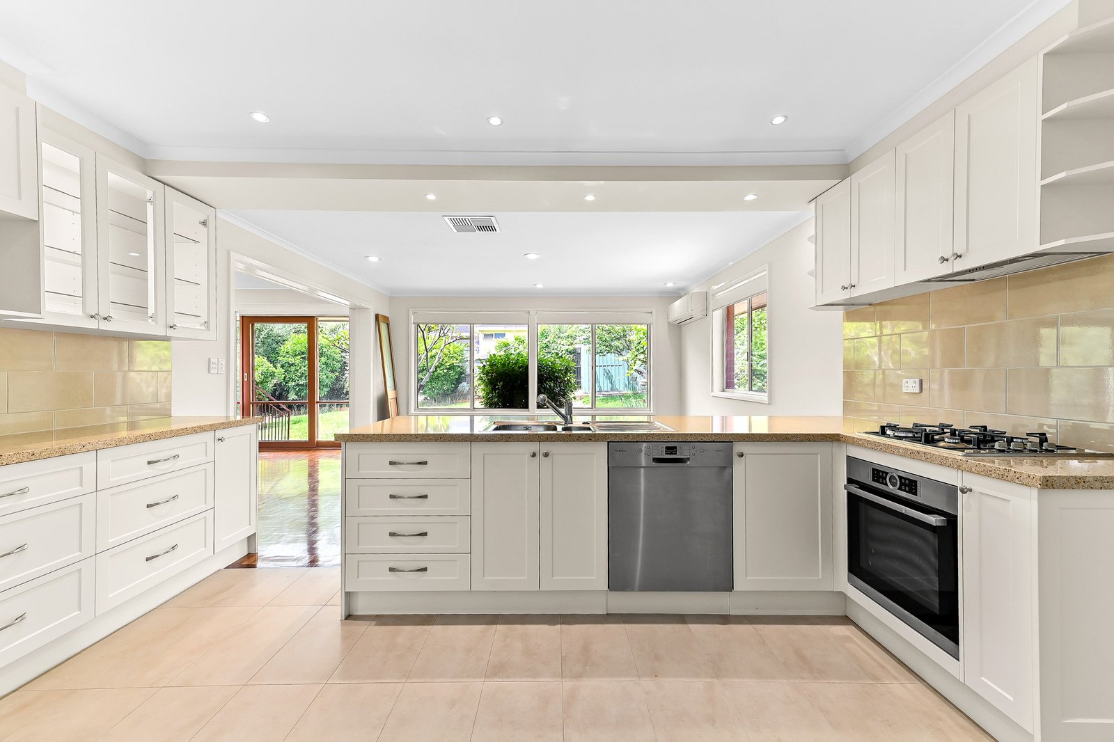 Gallery: 6 Kiewa Street