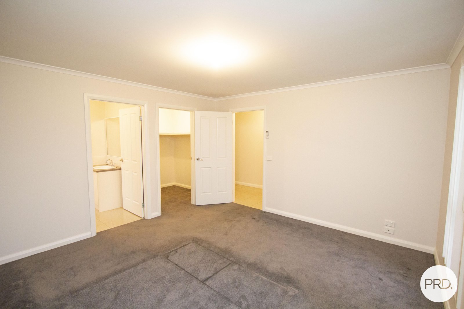 6 King George Way MITCHELL PARK 5