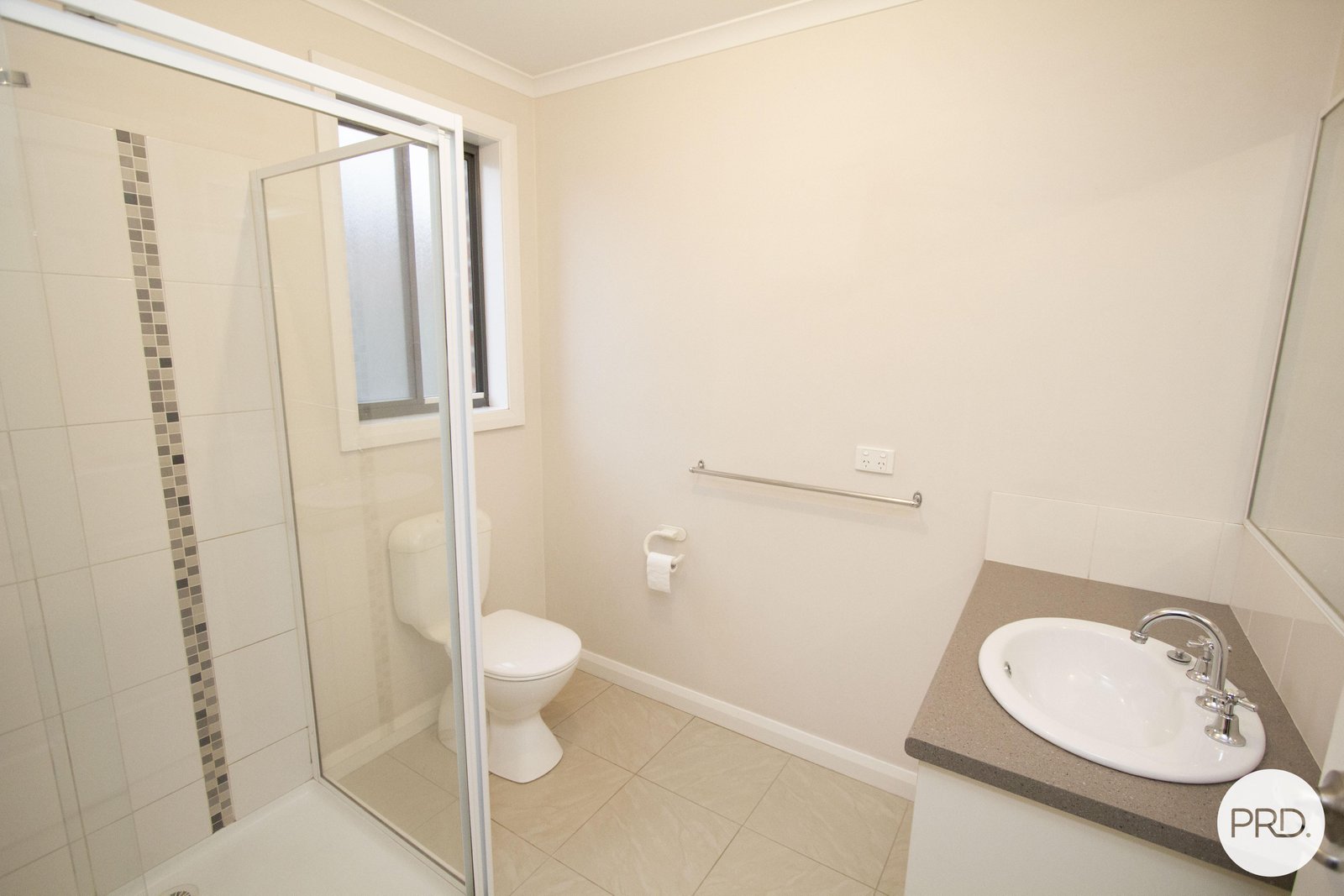 6 King George Way MITCHELL PARK 6