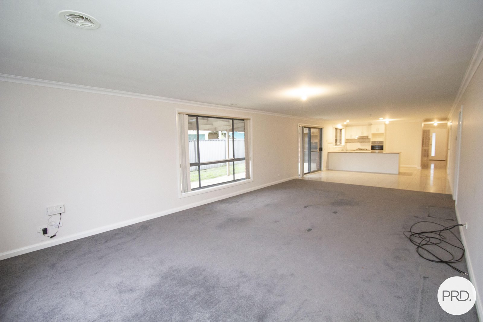 6 King George Way MITCHELL PARK 14