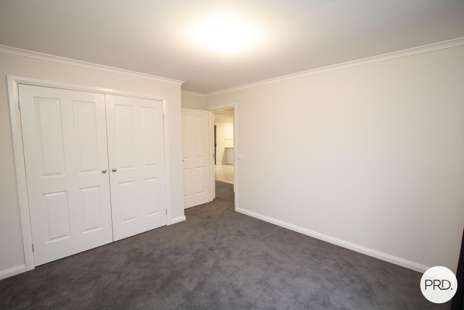 6 King George Way MITCHELL PARK 19