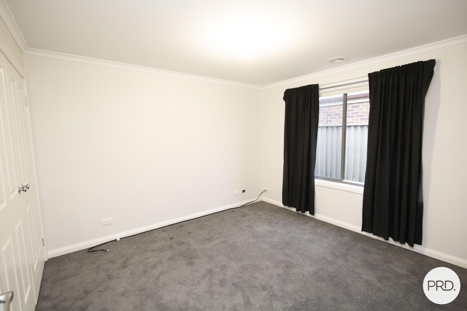 6 King George Way MITCHELL PARK 24