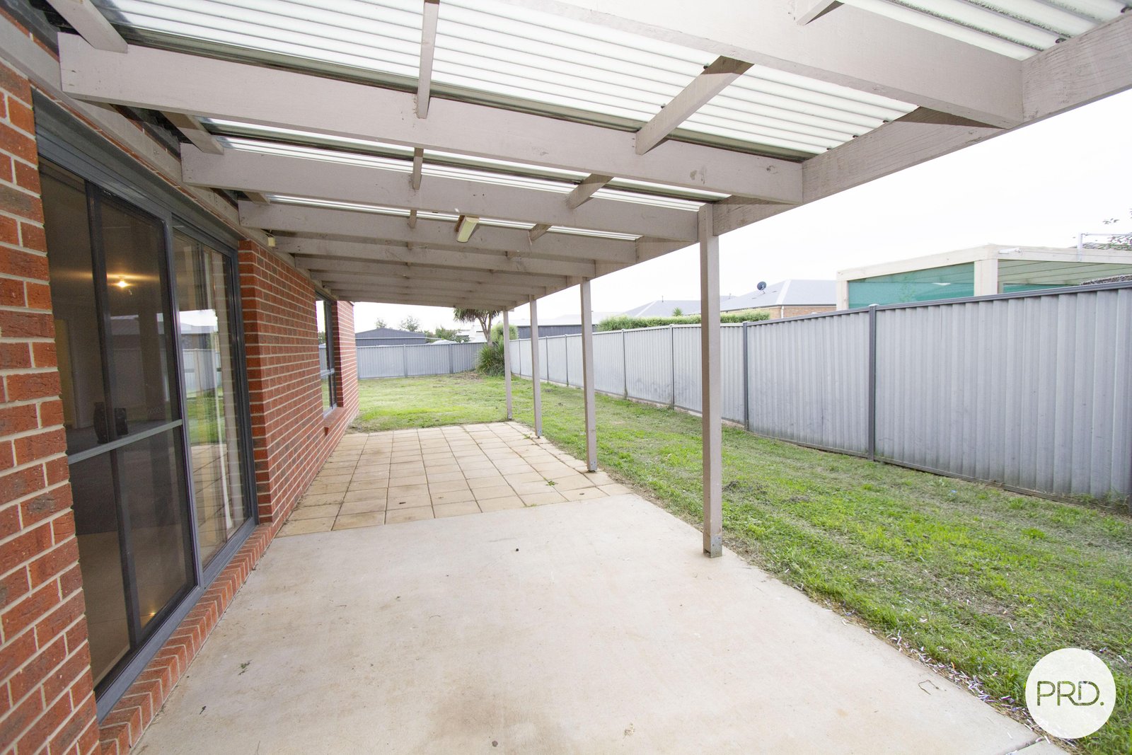 6 King George Way MITCHELL PARK 28