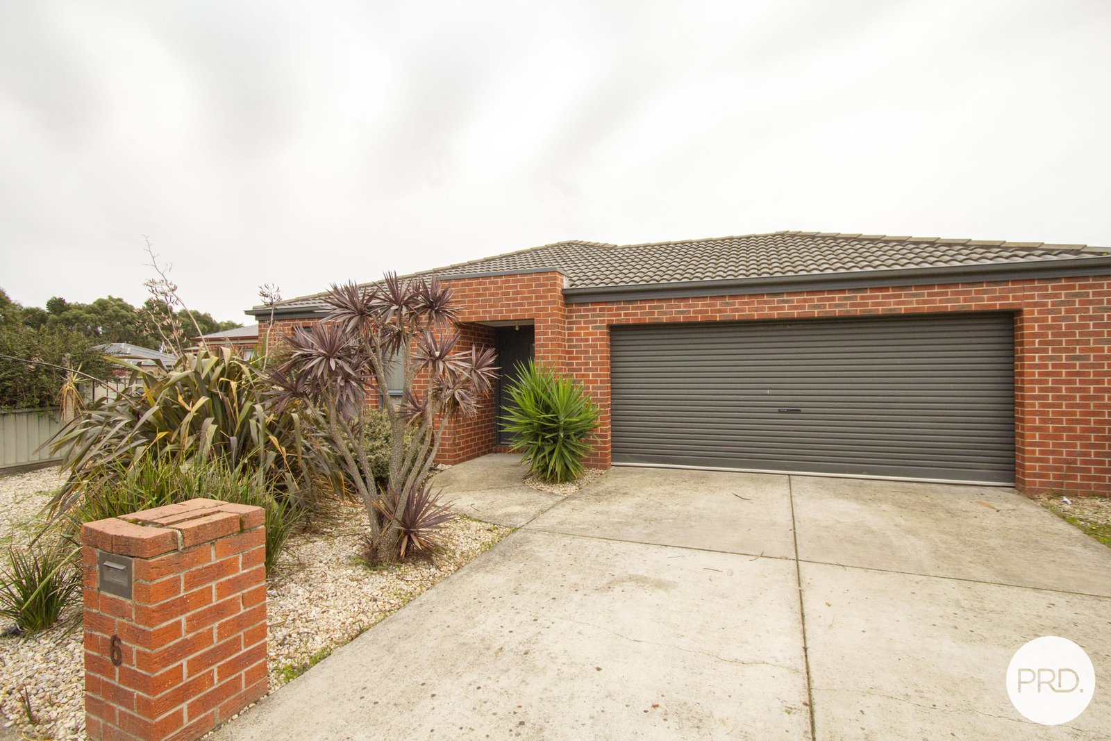 6 King George Way MITCHELL PARK 30