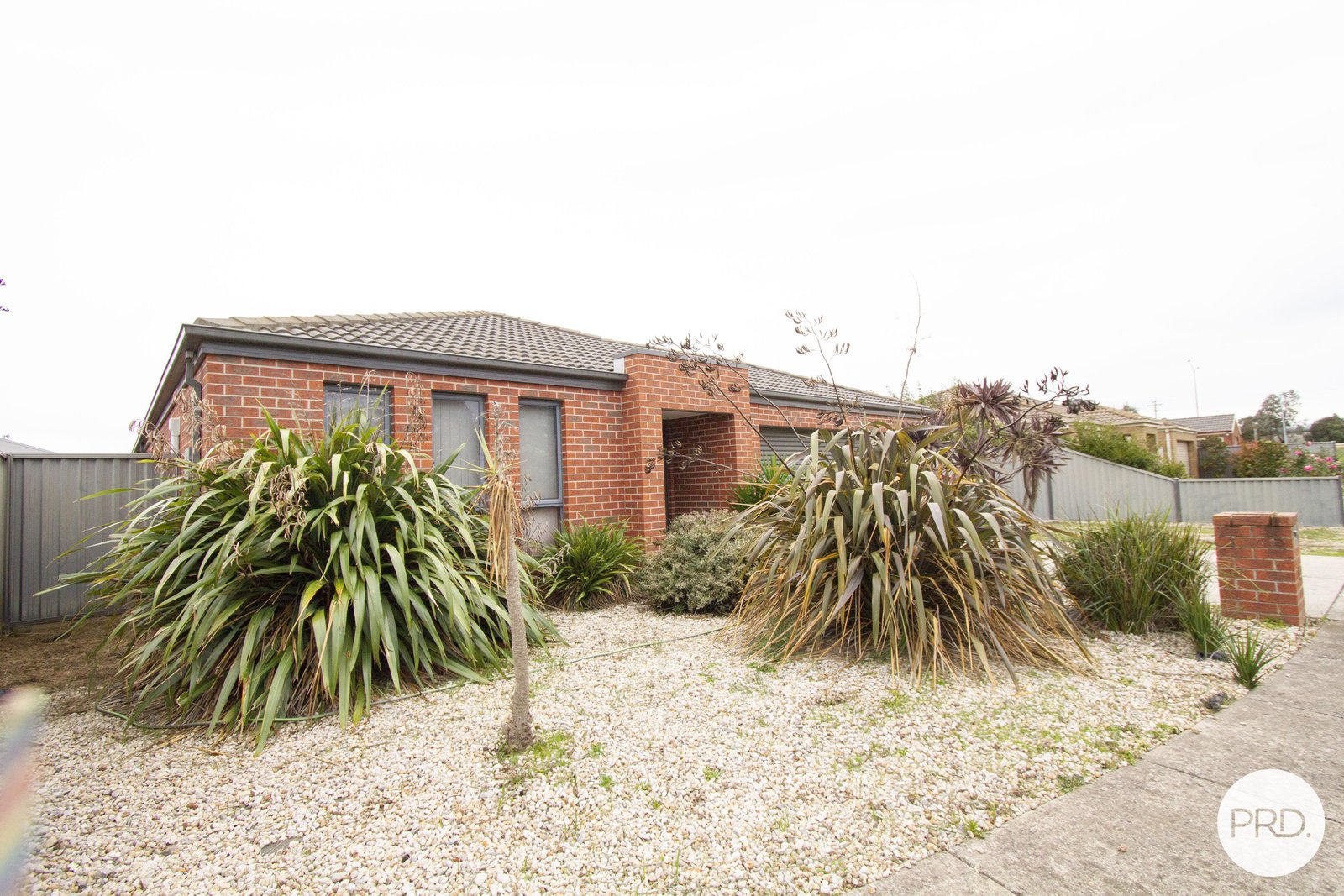 6 King George Way MITCHELL PARK 31