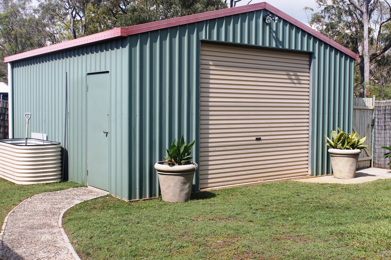 6 Kirrang Place BOYNE ISLAND 4