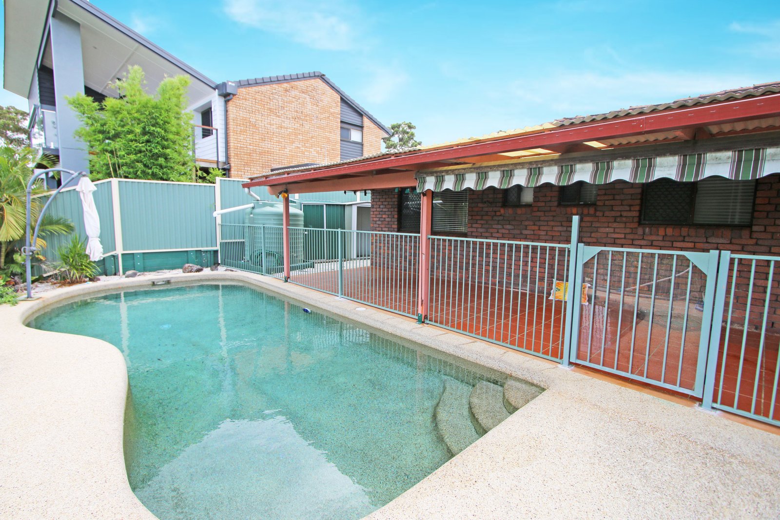 6 Kittani Crescent ASHMORE 1