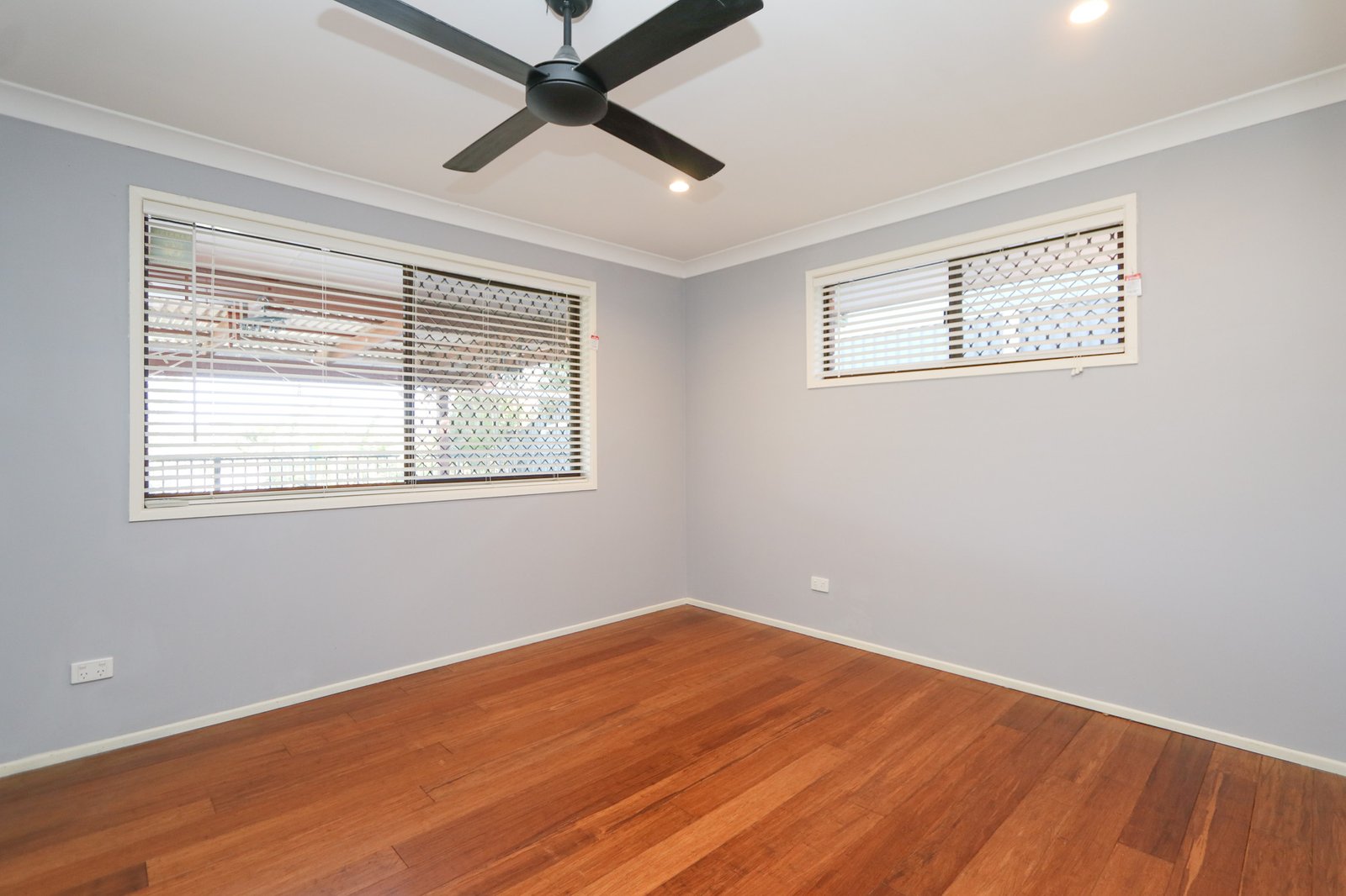 6 Kittani Crescent ASHMORE 10