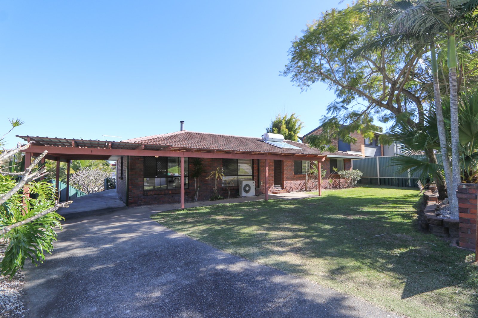 6 Kittani Crescent ASHMORE 18