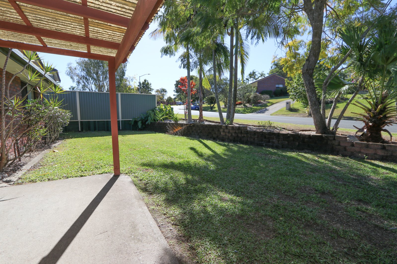 6 Kittani Crescent ASHMORE 2