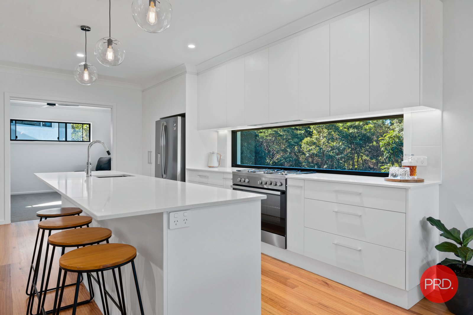 6 Knoll Place COFFS HARBOUR 6