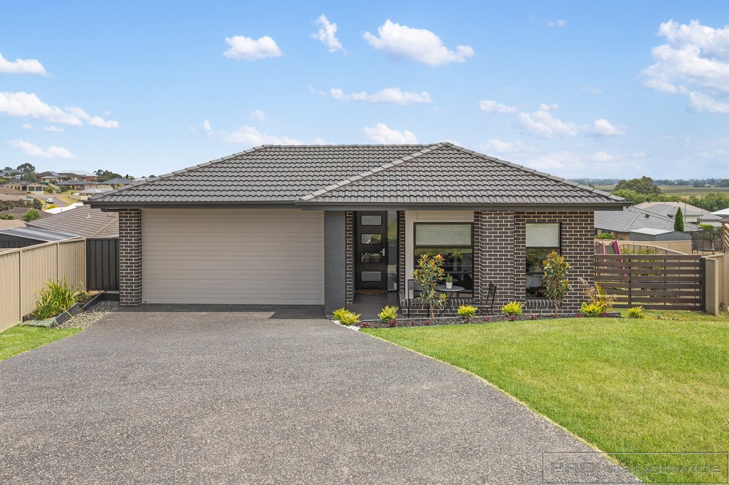 6 Koppie Close RAWORTH 3