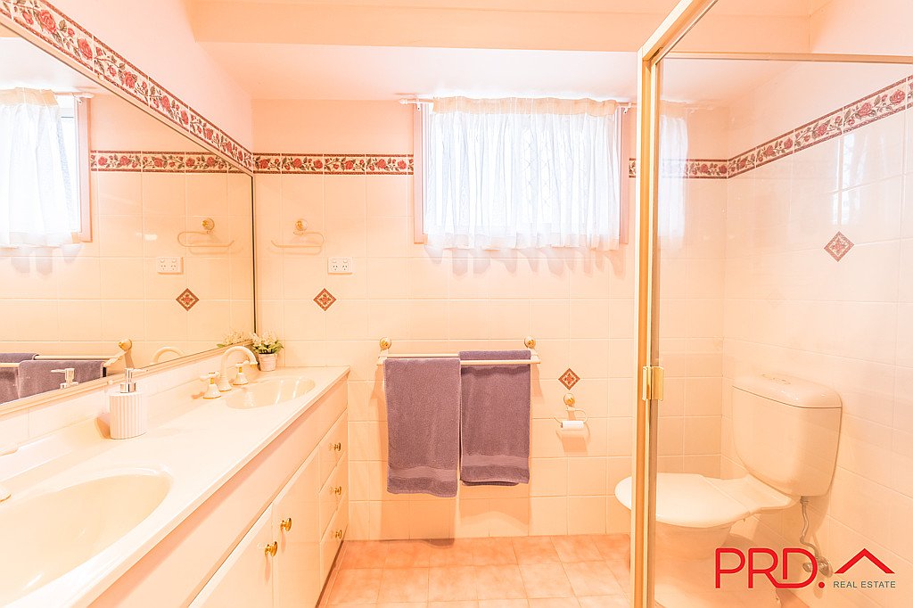 6 Kurria Close TAMWORTH 9