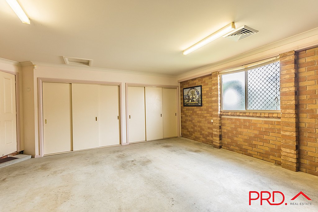 6 Kurria Close TAMWORTH 15