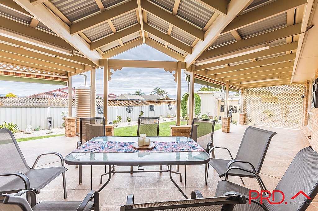 6 Kurria Close TAMWORTH 16